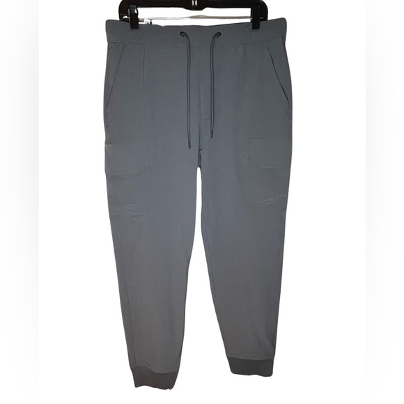 **SALE** GOODFELLOW & CO - Men’s Tech Cargo Joggers. - Picture 4 of 6